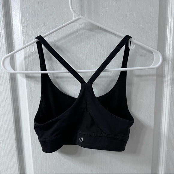 Size 2 Lululemon Sports Bra in Black - Picture 2 of 5